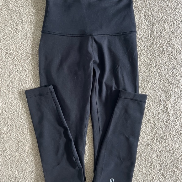 Lululemon Wunder Under Leggings - Picture 1 of 1